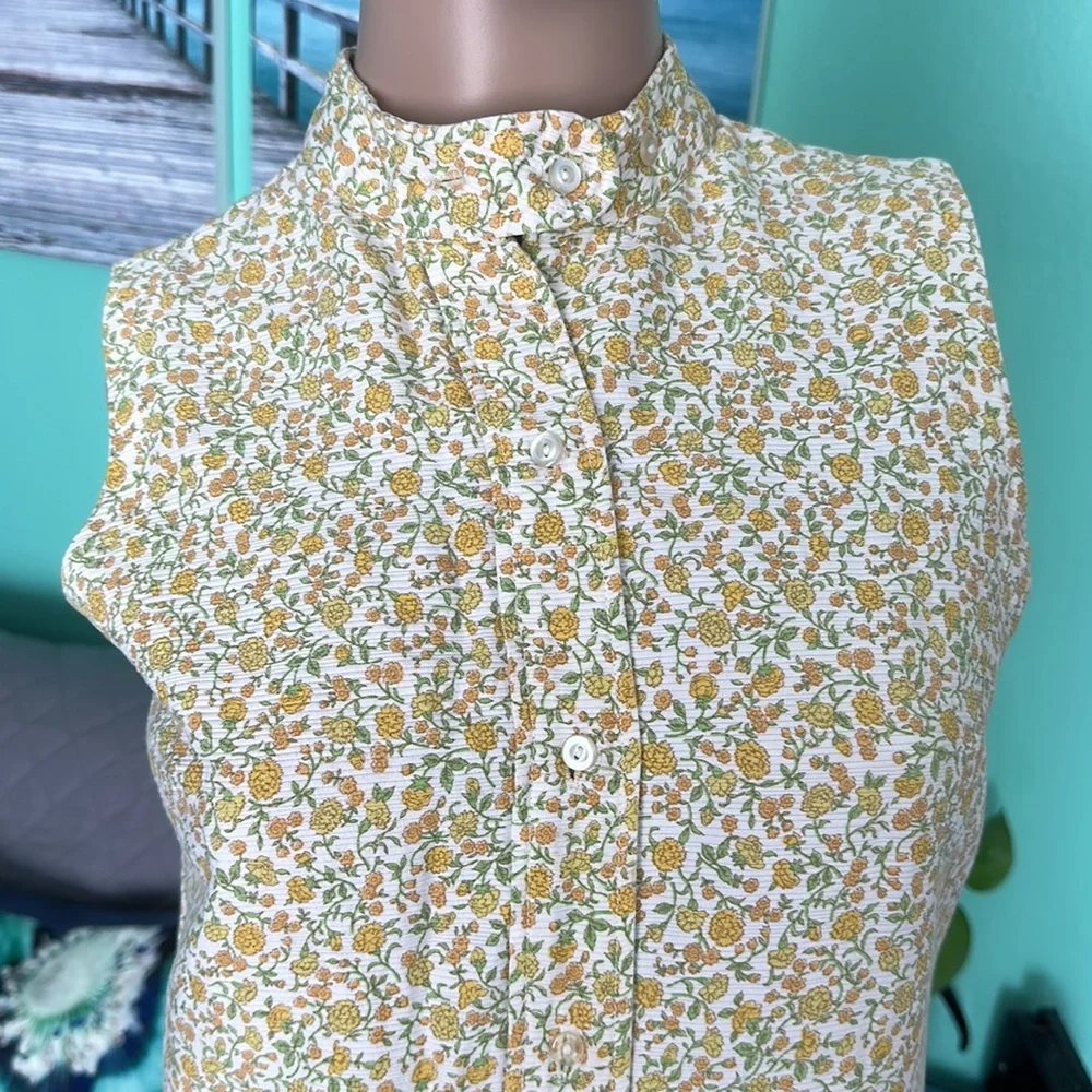 🌼1970’s Floral Romper🌼 - Picture 3 of 13